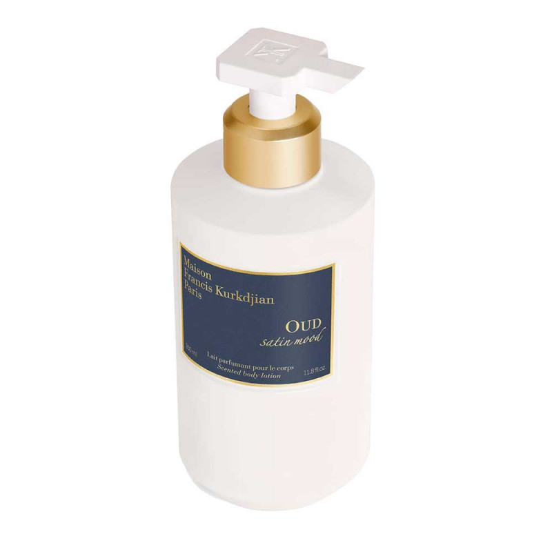OUD SATIN MOOD SCENTED BODY LOTION
