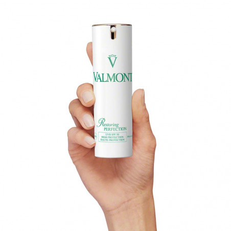 RESTORING PERFECTION SPF50