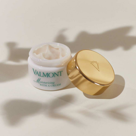 MOISTURIZING WITH A CREAM
