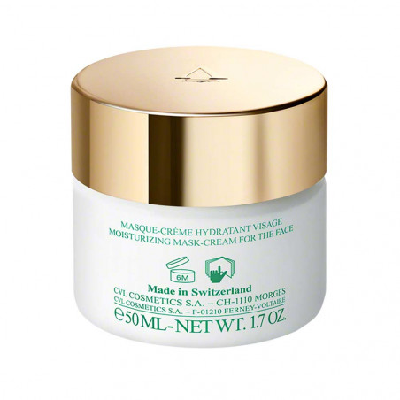 MOISTURIZING WITH A MASK