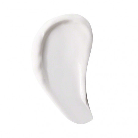 MOISTURIZING WITH A MASK