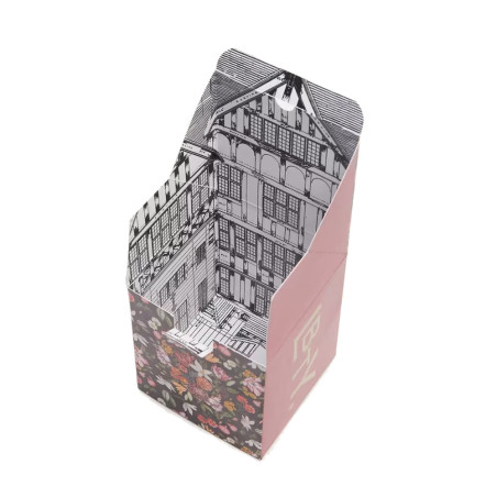 Stately Bouquet Candle – Luxury Scented Candle | Liberty London