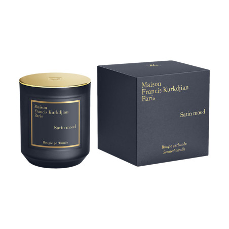 OUD SATIN MOOD SCENTED CANDLE