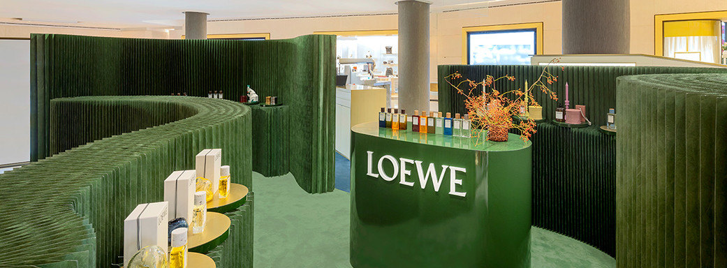 Loewe at Galería Canalejas: candles and fragrances in a sensory garden