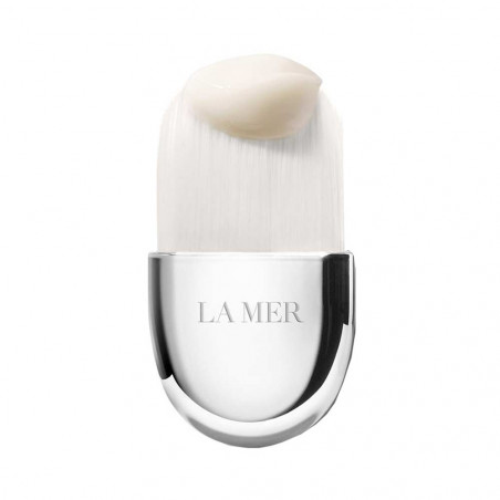 THE NECK AND DECOLLETE