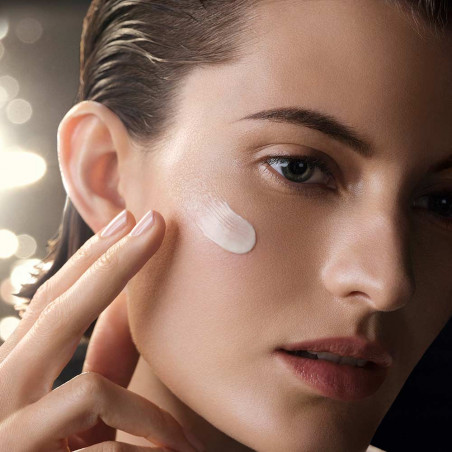 THE REJUVENATING NIGHT CREAM